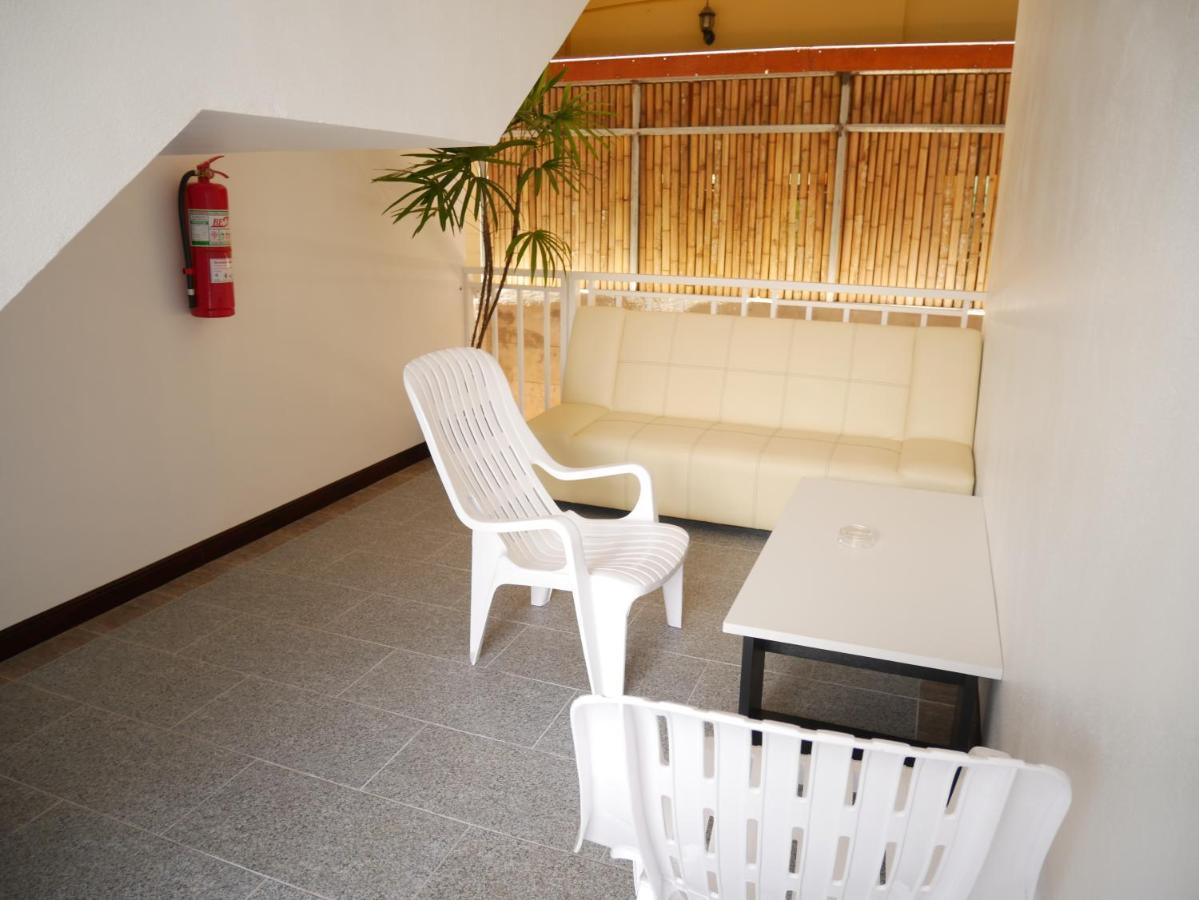 Sabaidee Mansion&Hotel Ko Lanta エクステリア 写真