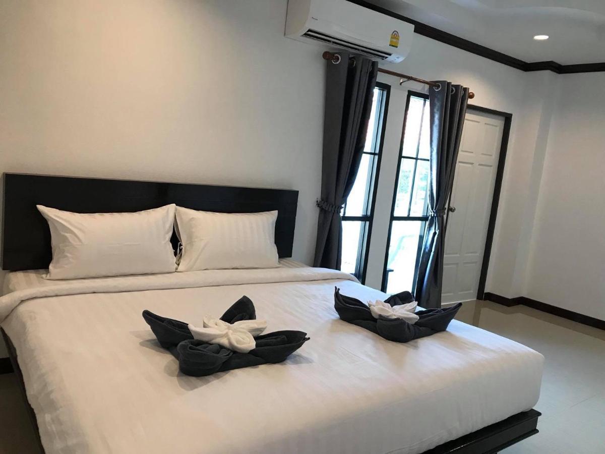 Sabaidee Mansion&Hotel Ko Lanta エクステリア 写真